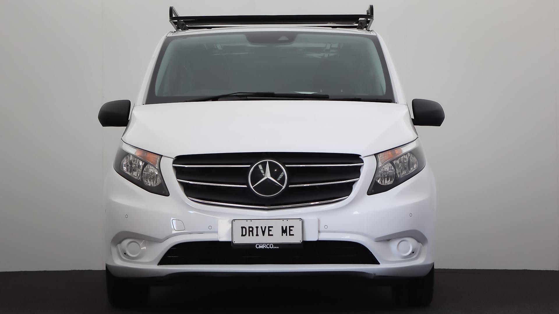 Mercedes Benz Vito image 2