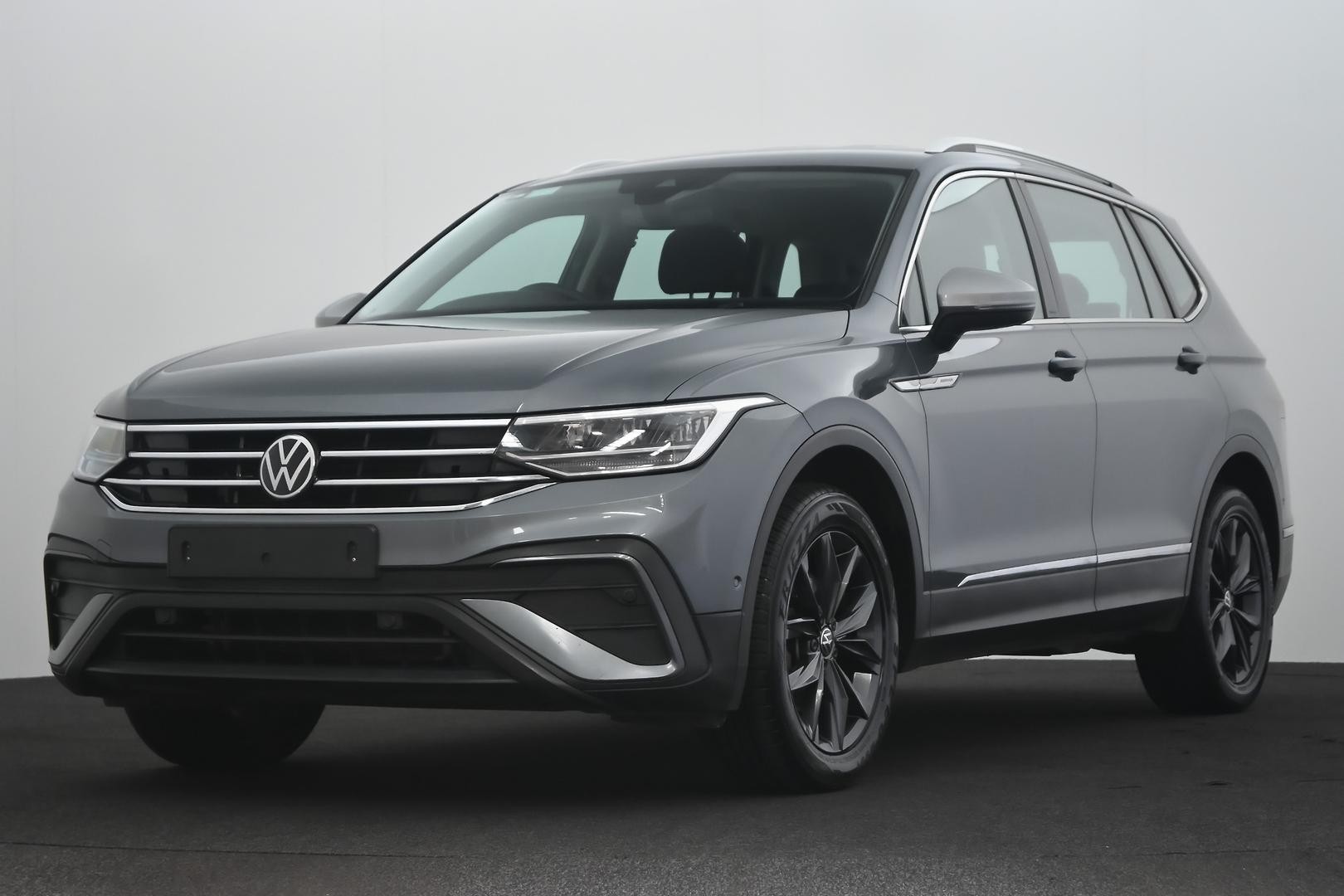 Volkswagen Tiguan image 1