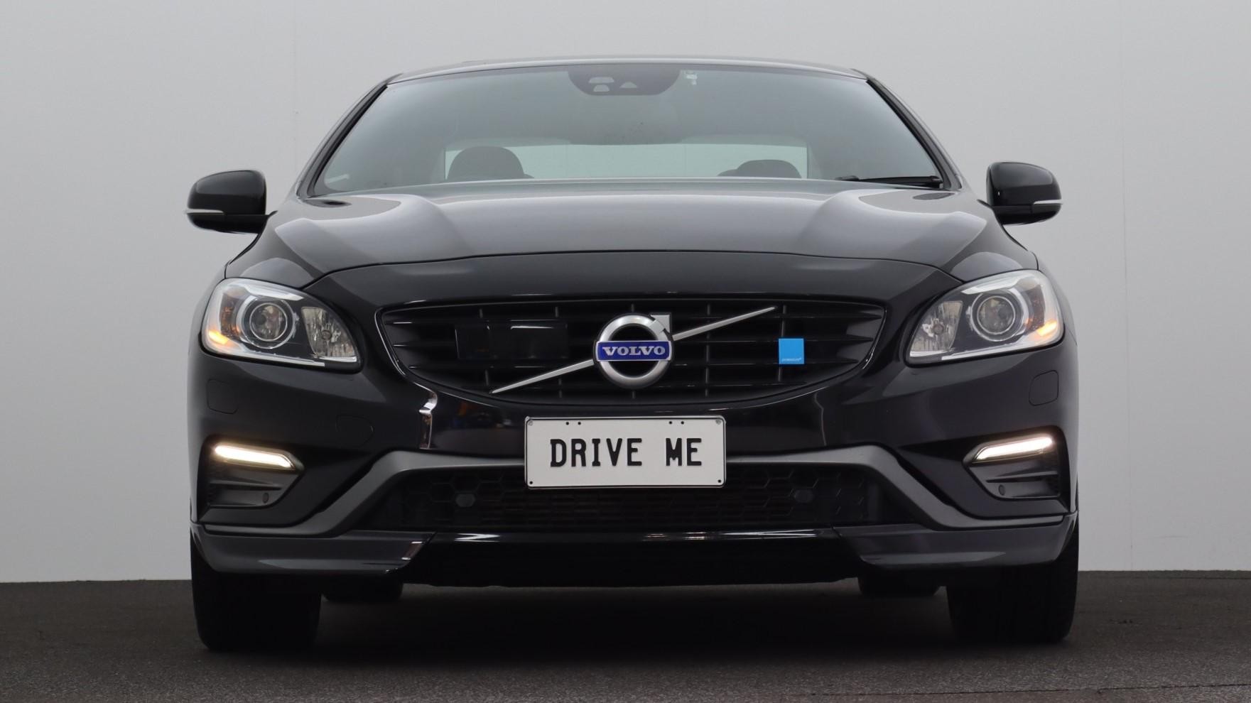 Volvo S60 image 2