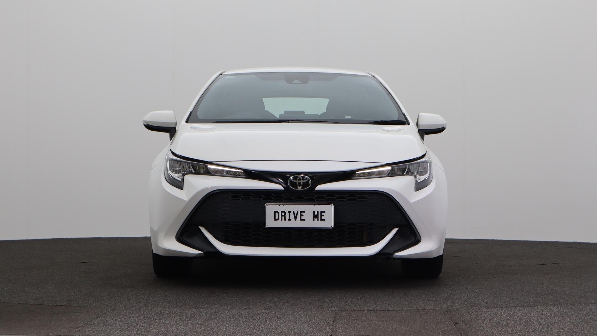 Toyota Corolla image 2