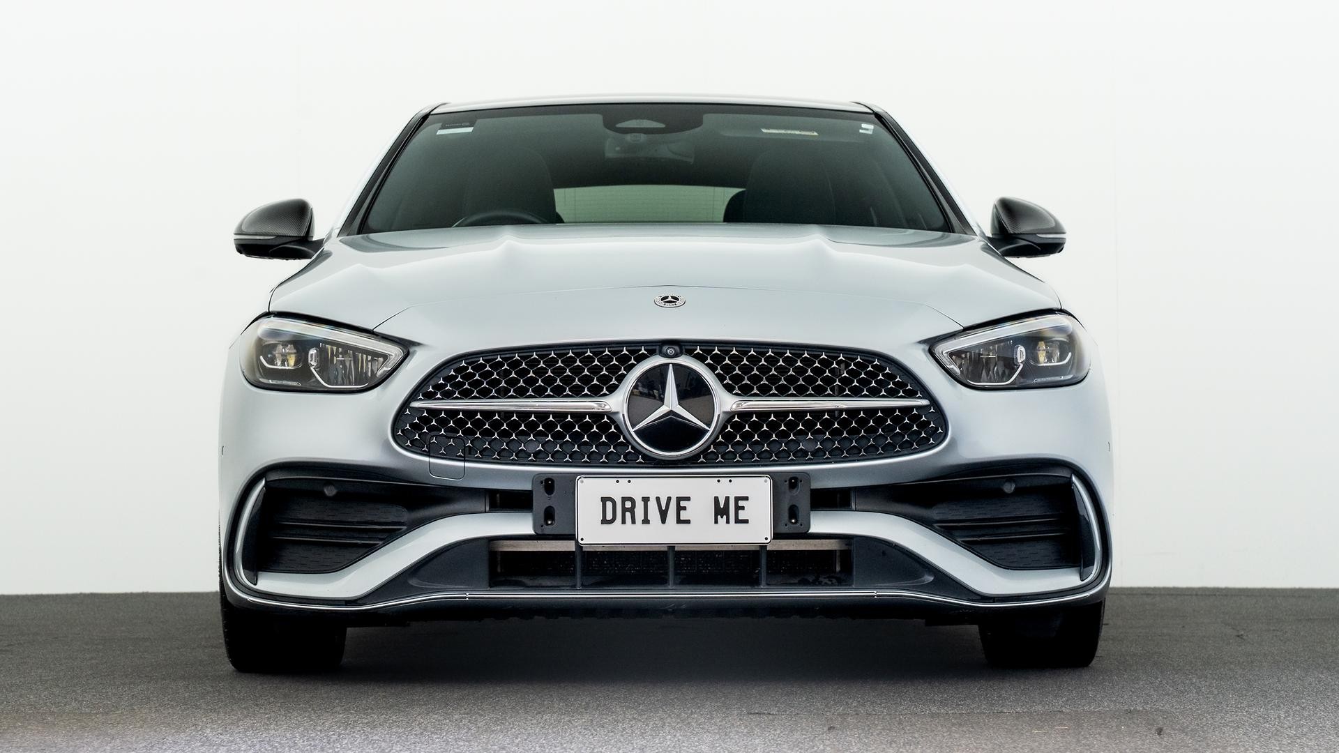 Mercedes Benz C-class image 2