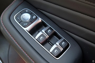 https://dvg-vehicle-assets.s3.amazonaws.com/C32514/o5lnuv8e8ab773ixxrd0ddp33.jpg