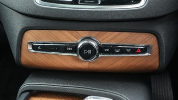 https://dvg-vehicle-assets.s3.amazonaws.com/C3264/4wyoewhkarhfk8vfnylo22kqb.jpg