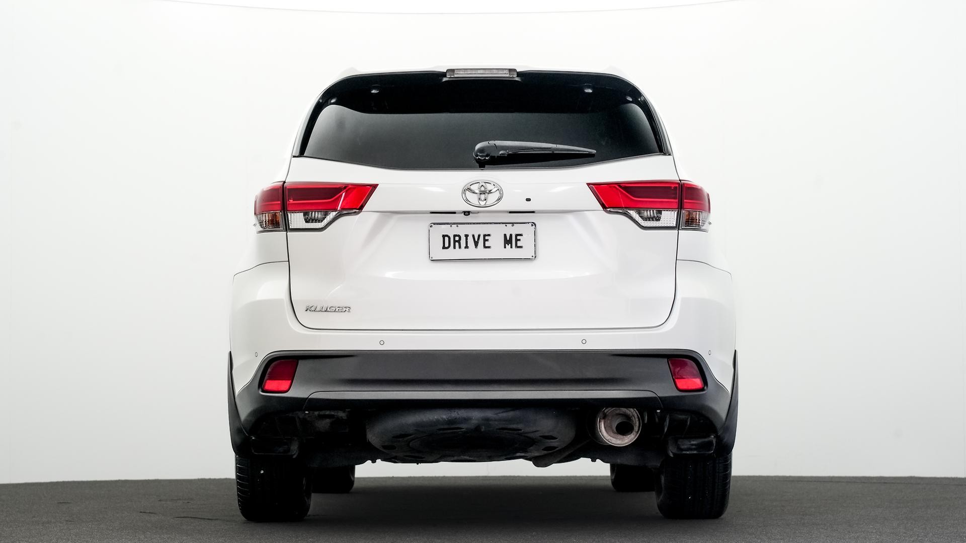 Toyota Kluger image 3