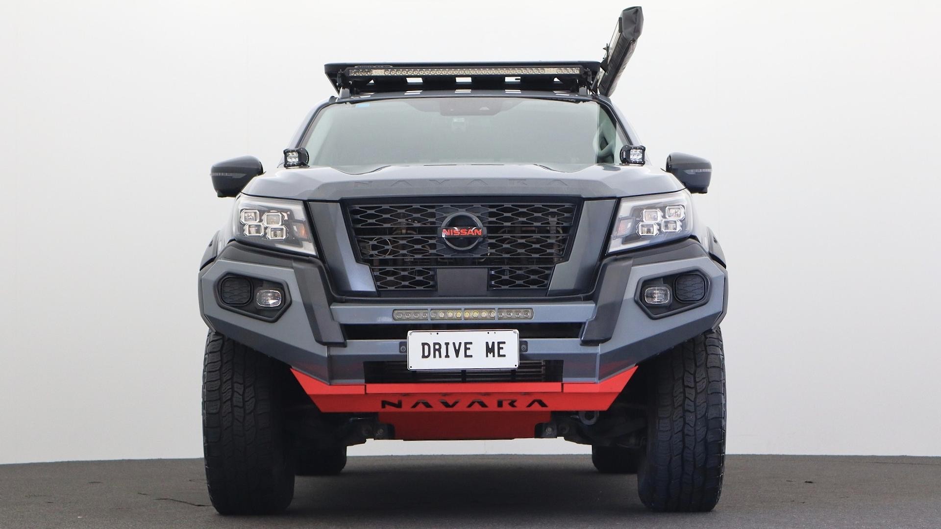 Nissan Navara image 2