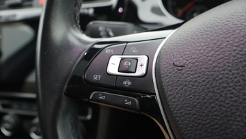 https://dvg-vehicle-assets.s3.amazonaws.com/C3370/9idvcxev1ygtmvj2r55yy5z3y.jpg