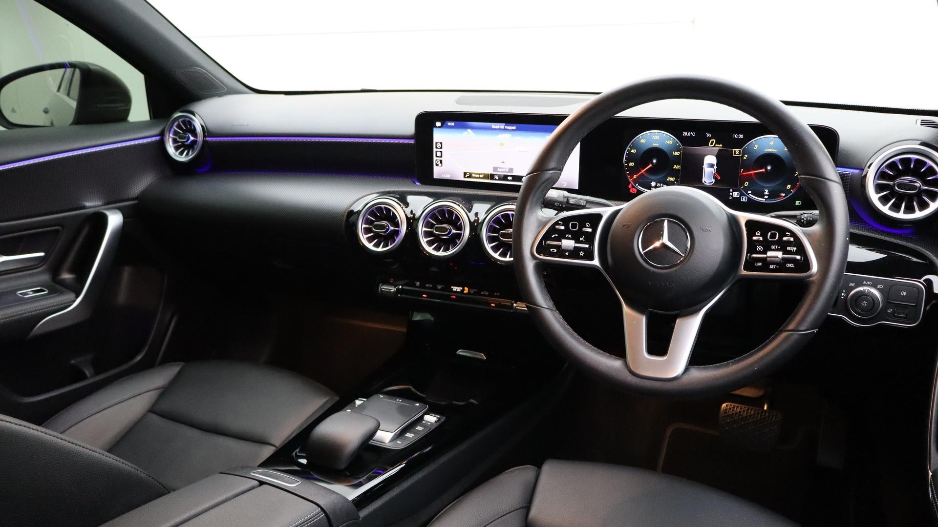 Mercedes Benz A-class image 4