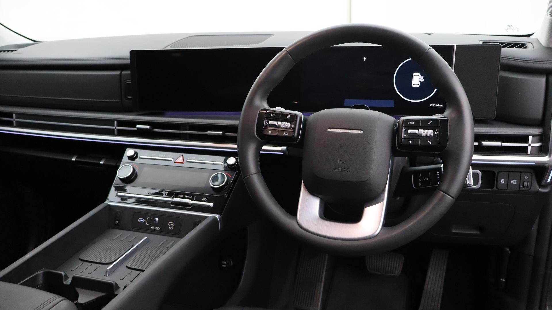 Hyundai Santa Fe image 4