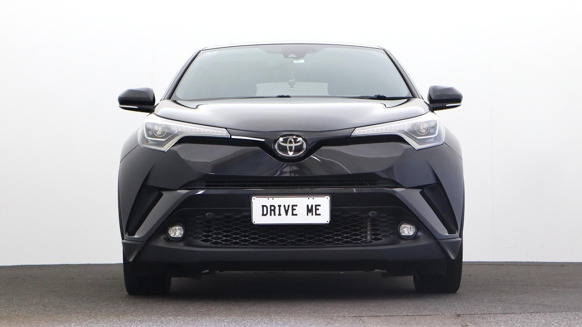 Toyota C-hr image 2