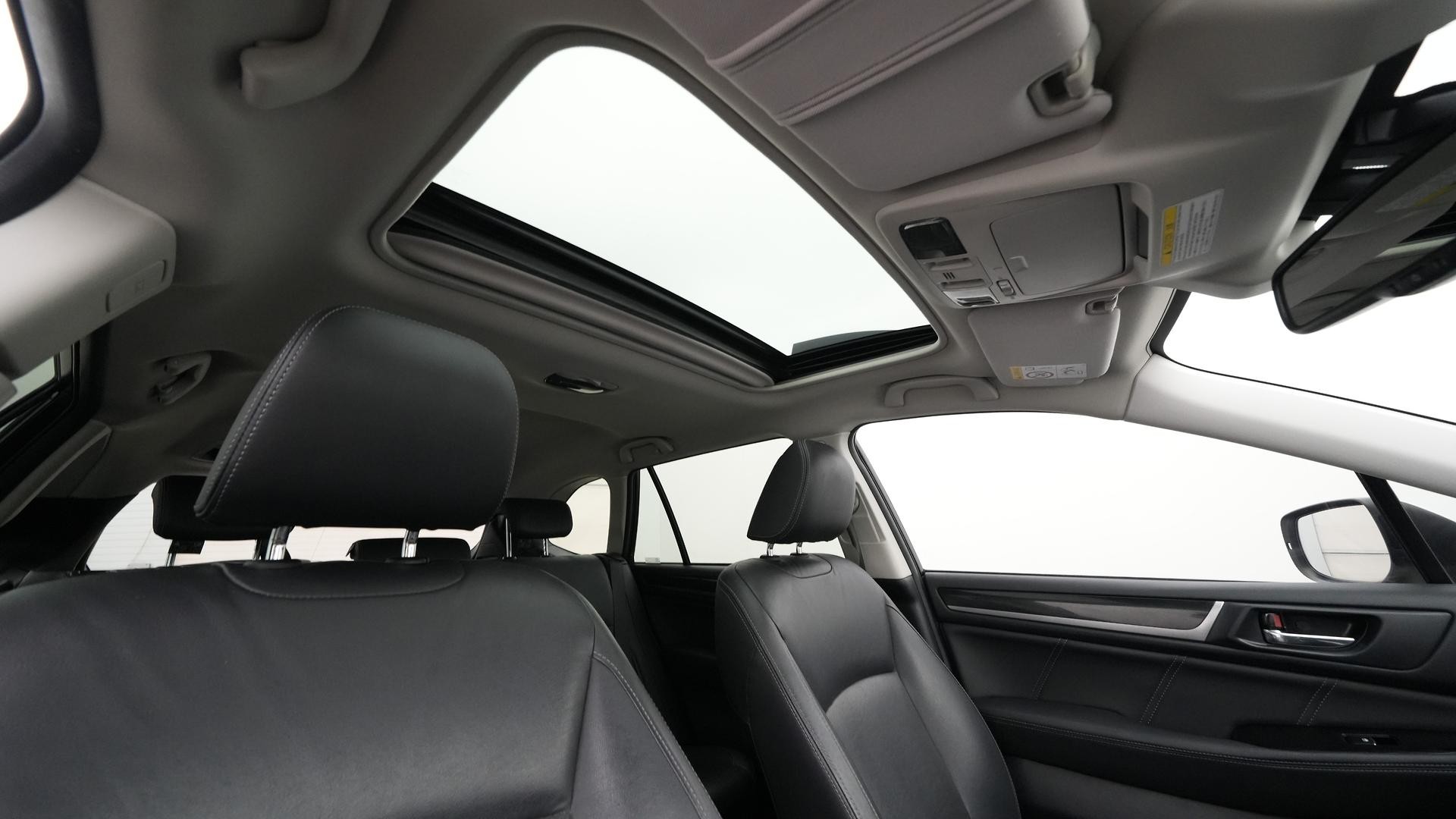 Subaru Outback image 4