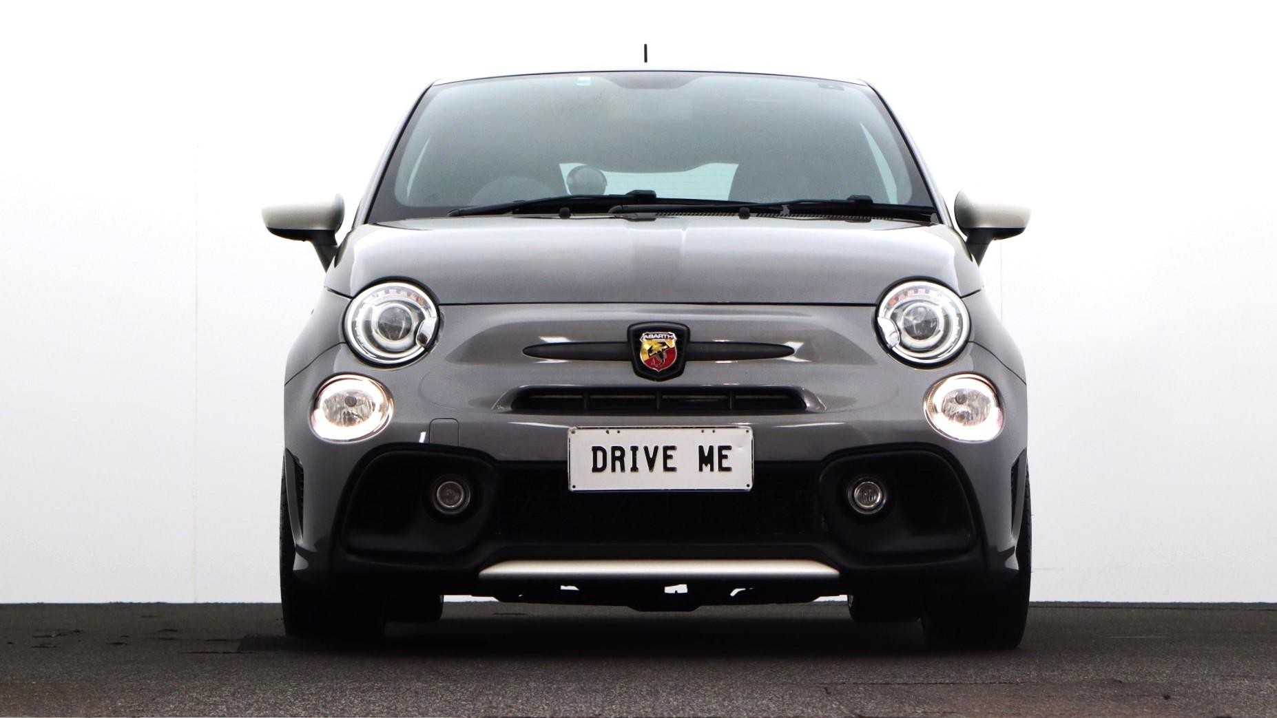Abarth 595 image 2