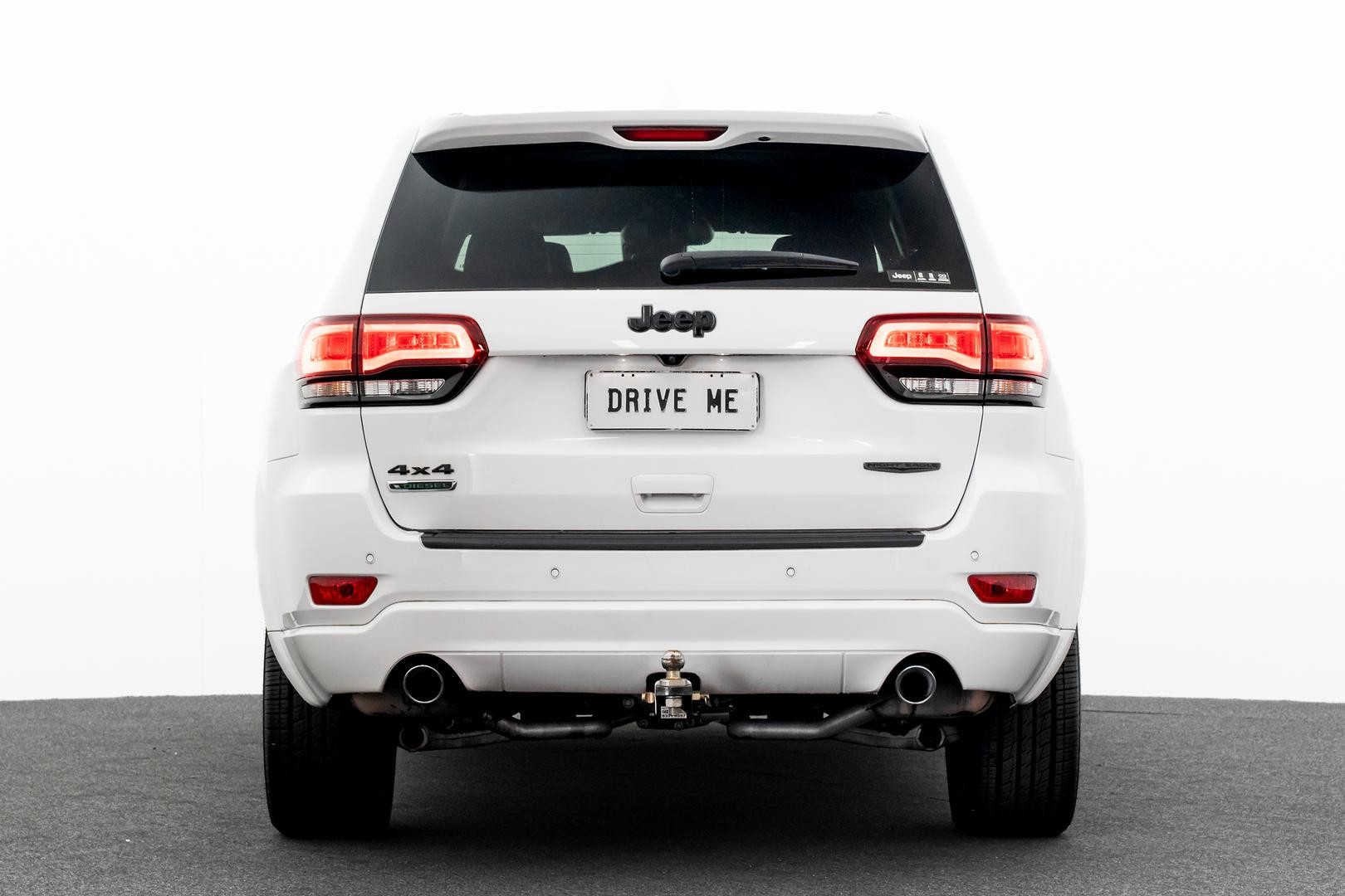 Jeep Grand Cherokee image 3