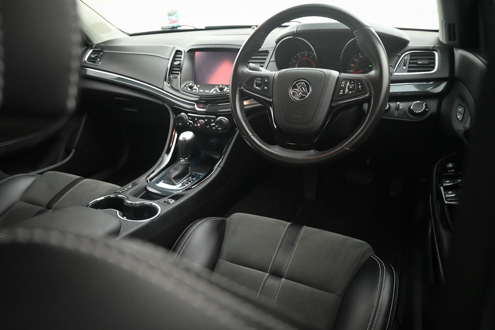 Holden Commodore image 4