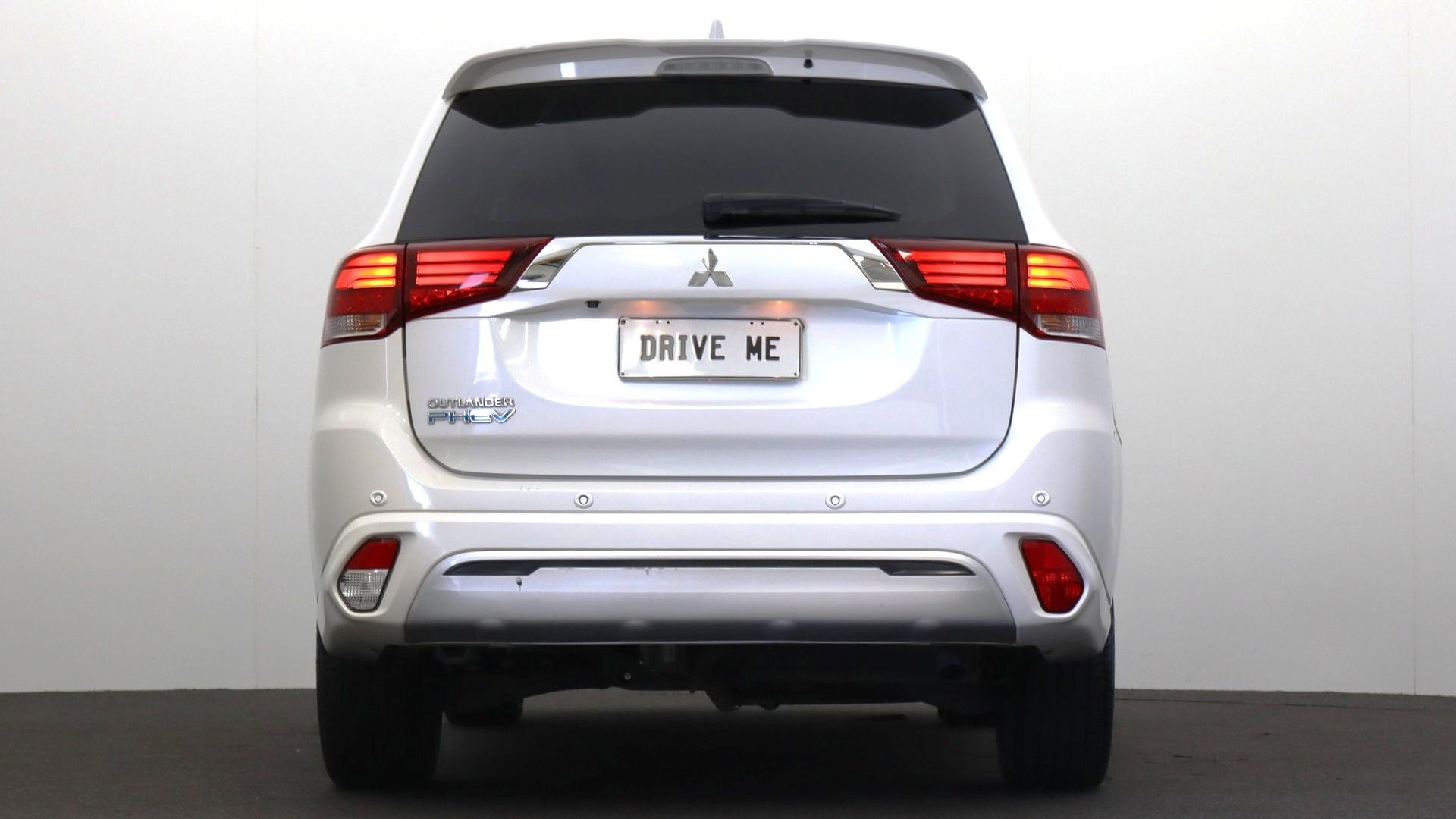 Mitsubishi Outlander image 3