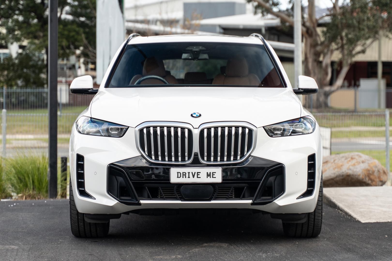 BMW X5 image 2