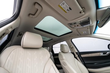 https://dvg-vehicle-assets.s3.amazonaws.com/C3699/8pbrbz0h0x7wqznqkaysqkomk.jpg