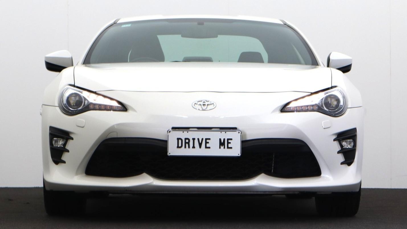 Toyota 86 image 2