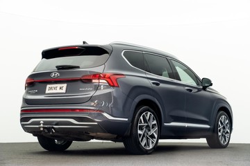 https://dvg-vehicle-assets.s3.amazonaws.com/C3751/db9dx8s6n7v9maervb2quujfu.jpg
