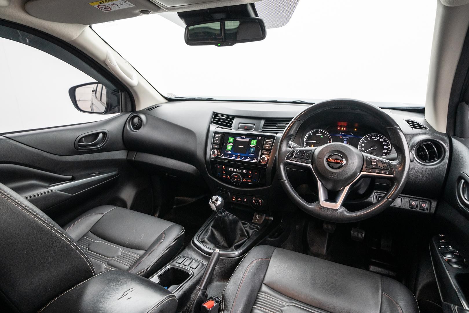 Nissan Navara image 4