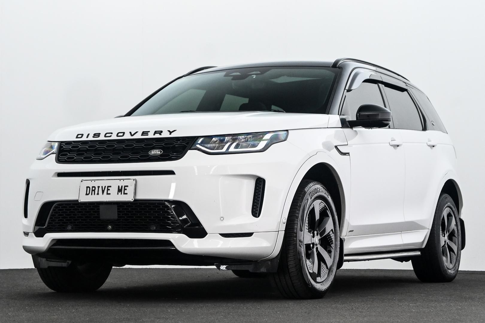 Land Rover Discovery Sport image 1