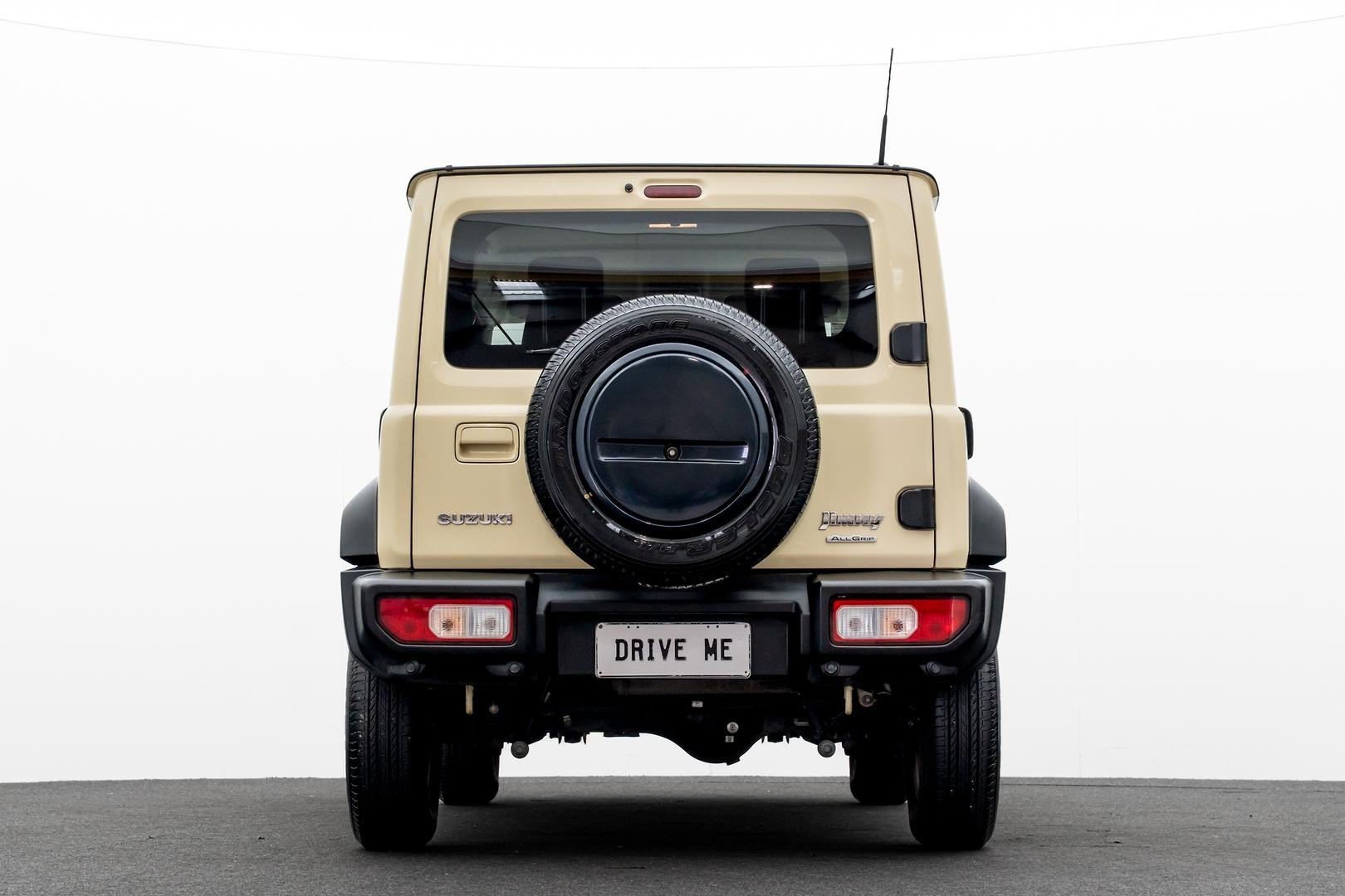Suzuki Jimny image 3