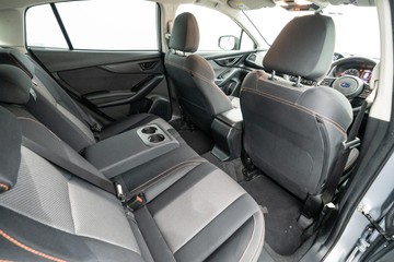 https://dvg-vehicle-assets.s3.amazonaws.com/C4006/9pmz996qmld6lwqutduy1m0uq.jpg