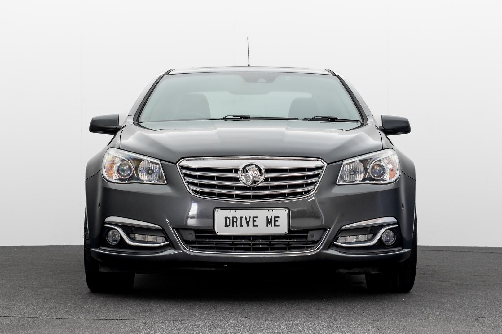 Holden Calais image 2
