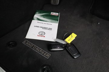 https://dvg-vehicle-assets.s3.amazonaws.com/C4080/ec4kmvqt3f2ck2l1pov5v41aq.jpg