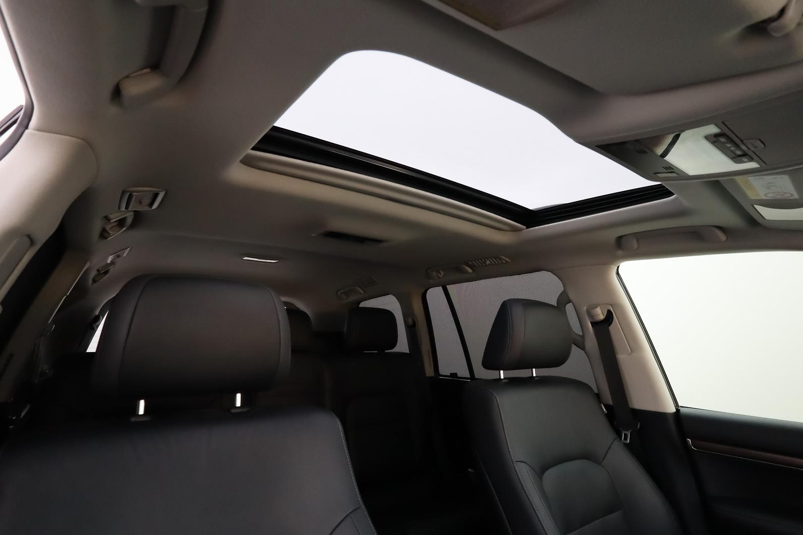 Toyota Landcruiser image 4