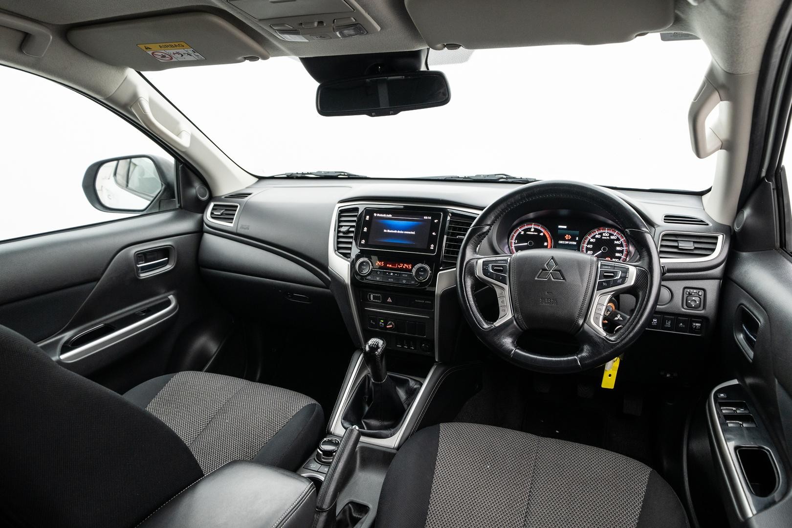 Mitsubishi Triton image 4