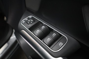 https://dvg-vehicle-assets.s3.amazonaws.com/C4128/c25a3fb863pn9vz1lgtg5fr0j.jpg