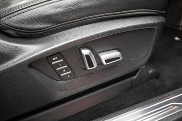 https://dvg-vehicle-assets.s3.amazonaws.com/C4142/2o0aztz9zvljcjik7bywruqz6.jpg