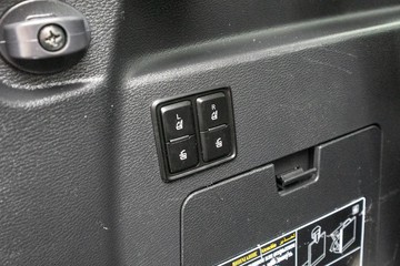 https://dvg-vehicle-assets.s3.amazonaws.com/C4142/7ddunkn56432k12meakk60fmr.jpg