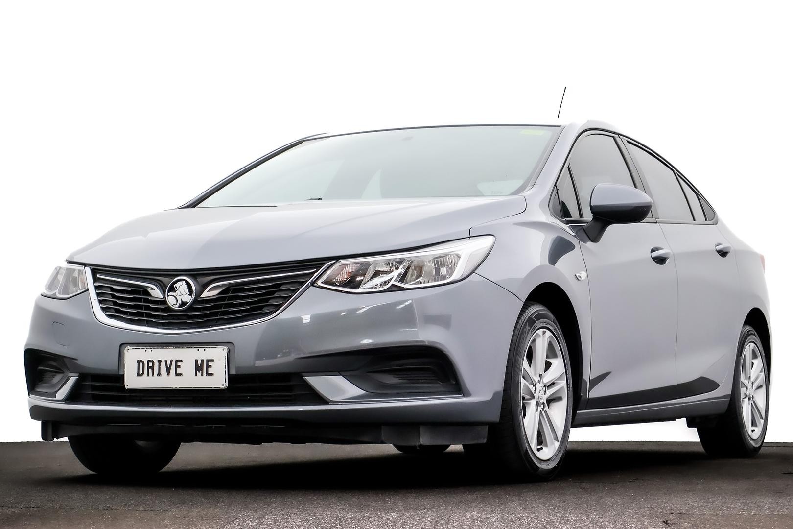 Holden Astra image 1