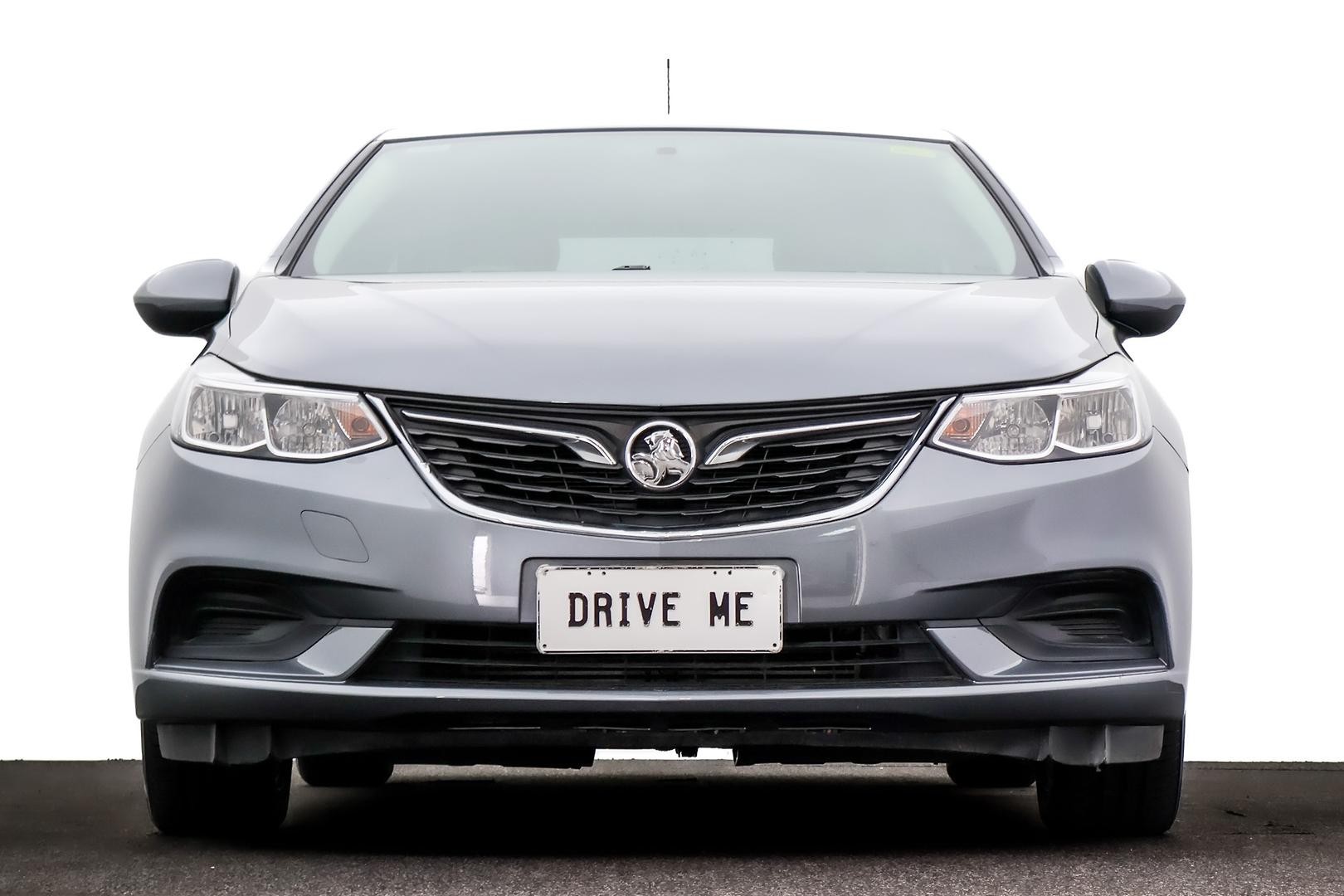 Holden Astra image 2