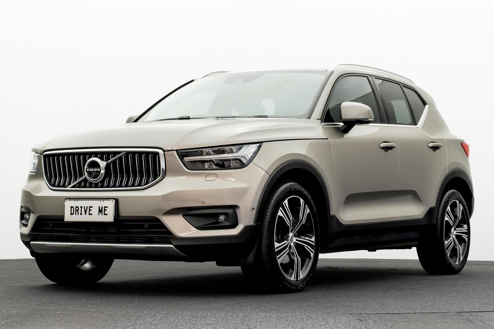 Volvo Xc40 image 1