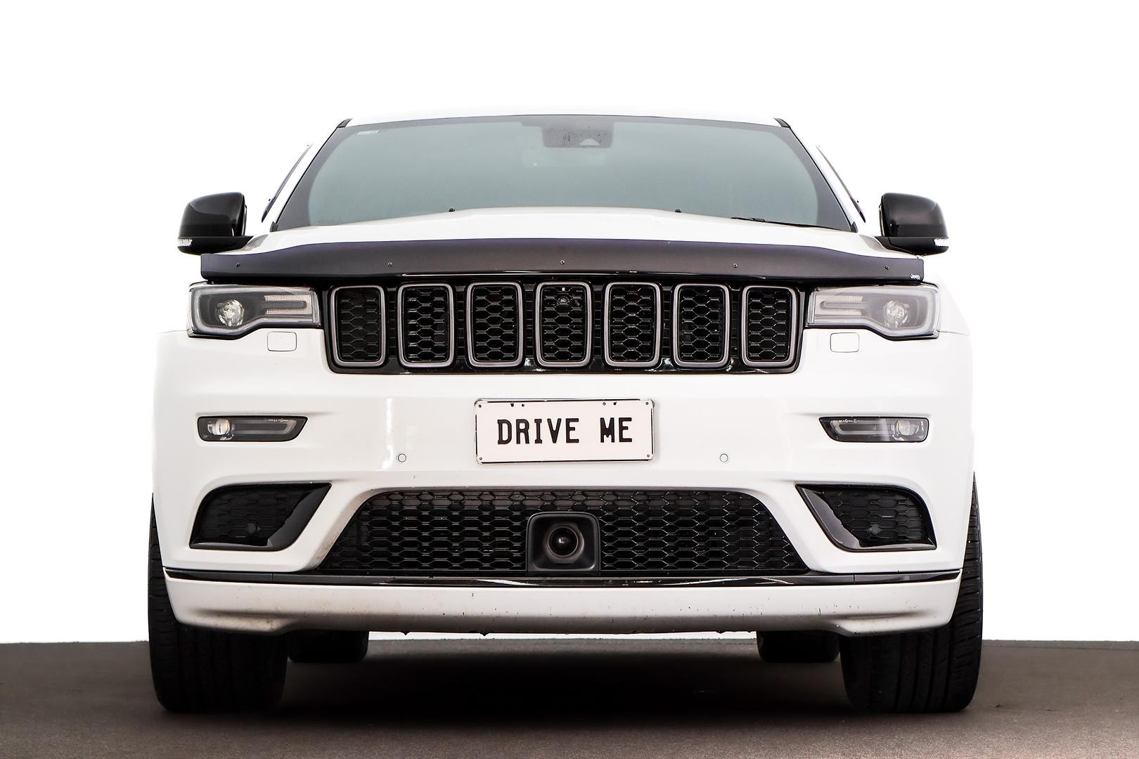 Jeep Grand Cherokee image 2