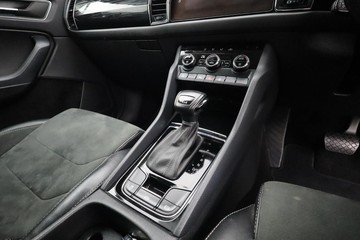 https://dvg-vehicle-assets.s3.amazonaws.com/C4209/1llsebqph4xre3ywxhlcwbf73.jpg