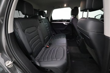 https://dvg-vehicle-assets.s3.amazonaws.com/C4218/4lukonw516v0mgdoaaf8u1pqj.jpg