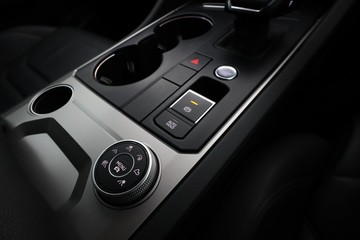 https://dvg-vehicle-assets.s3.amazonaws.com/C4218/66po9eumb1mkawv89thz2wbvx.jpg