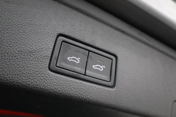 https://dvg-vehicle-assets.s3.amazonaws.com/C4218/d7yygokzk52u0vy4uufbvcs4b.jpg
