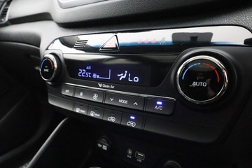 https://dvg-vehicle-assets.s3.amazonaws.com/C4250/4yri9w5o27ei6twyjpaf0dcm8.jpg