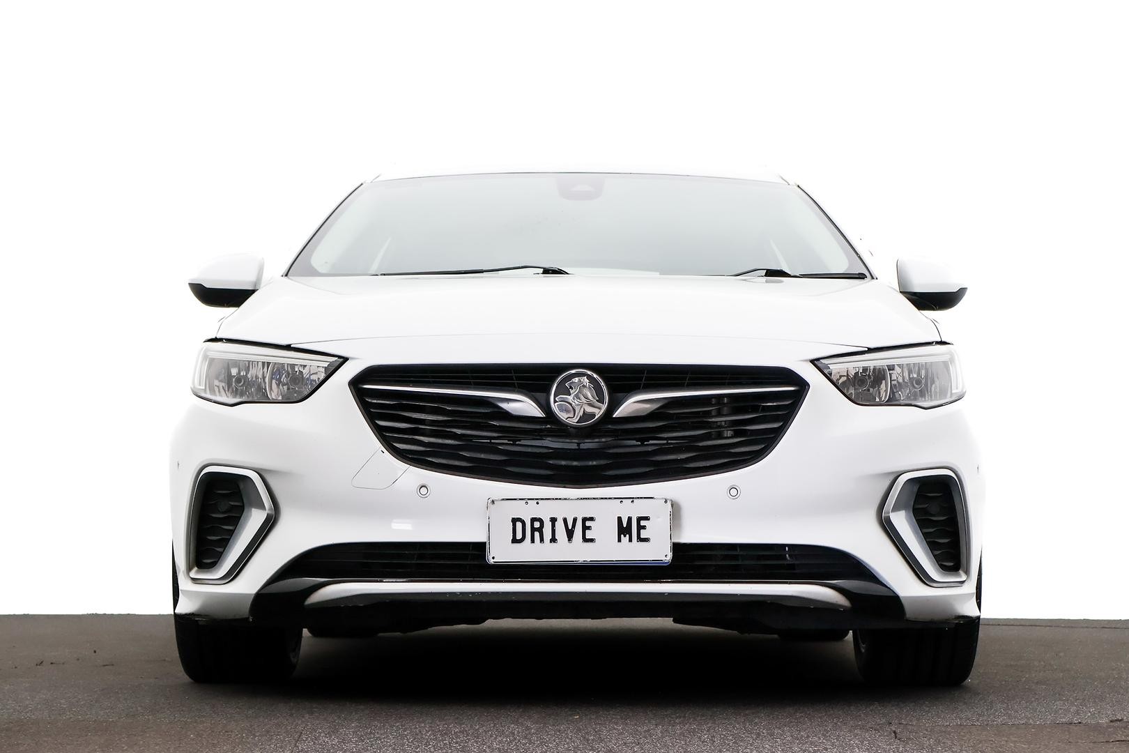 Holden Commodore image 2