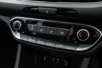https://dvg-vehicle-assets.s3.amazonaws.com/C4273/6vn2qokeu1f9hye6wlfuxi7g.jpg
