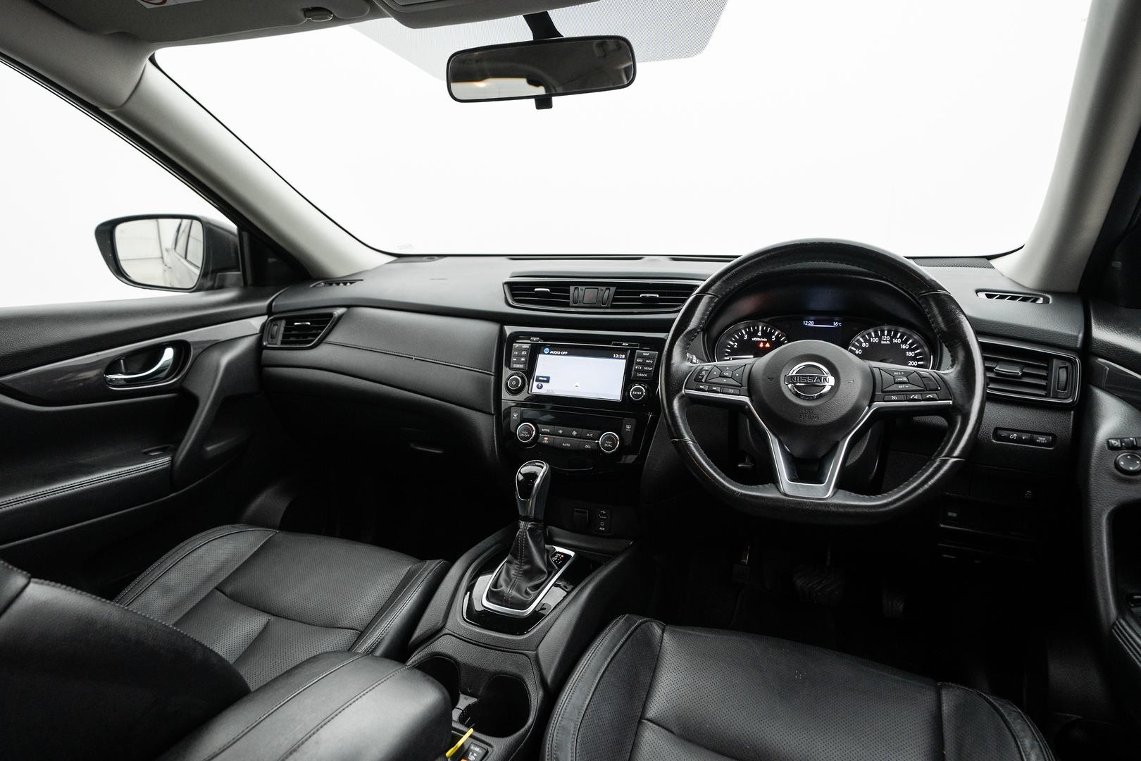 Nissan X-trail image 4