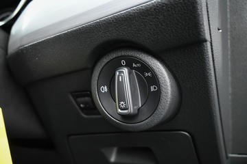 https://dvg-vehicle-assets.s3.amazonaws.com/C4307/12ujkdl4xbozaurhzeet6yhkx.jpg