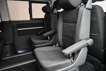 https://dvg-vehicle-assets.s3.amazonaws.com/C4307/2hvuvesv93da1s34fj76221oc.jpg