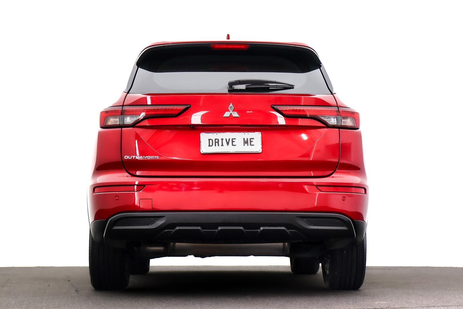 Mitsubishi Outlander image 3