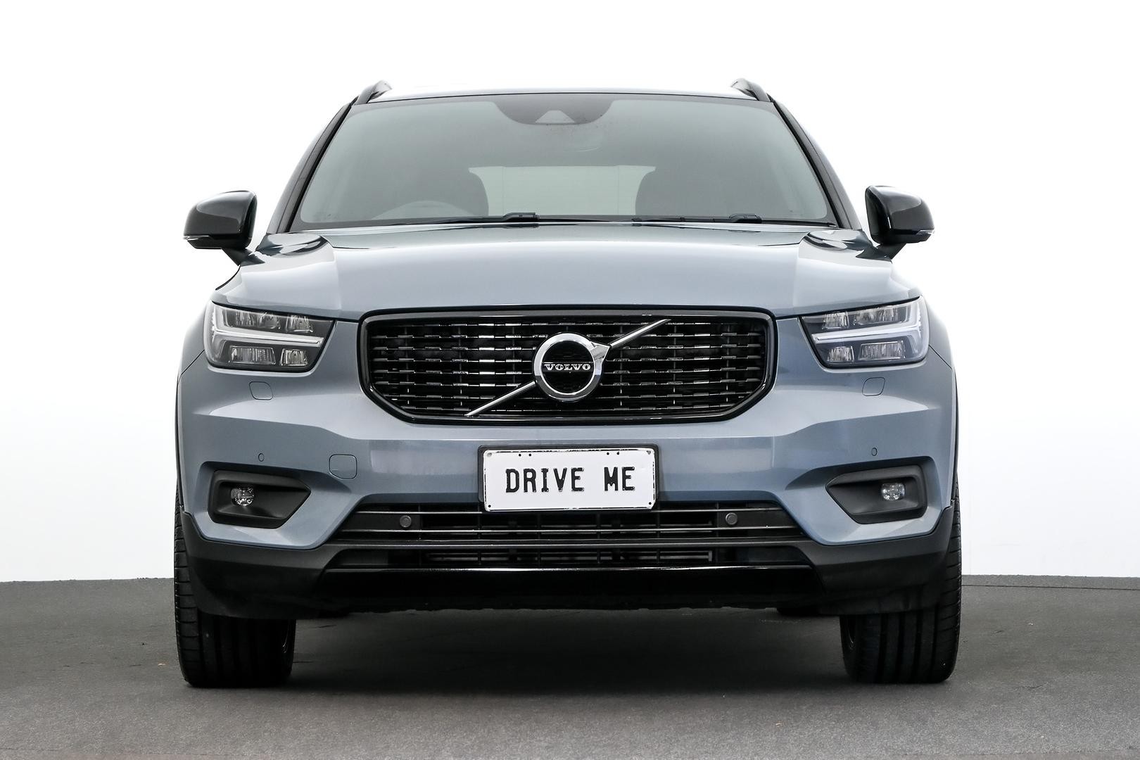 Volvo Xc40 image 2