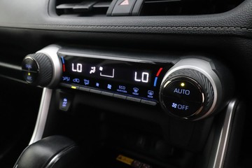 https://dvg-vehicle-assets.s3.amazonaws.com/C4334/yc95xj512v828rpmfeaylf56.jpg